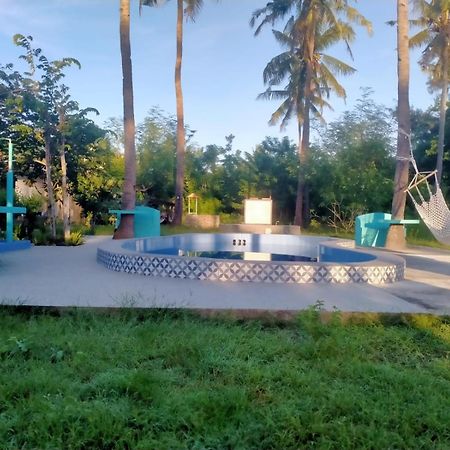 Amigos Bungalows Gili Meno Dış mekan fotoğraf
